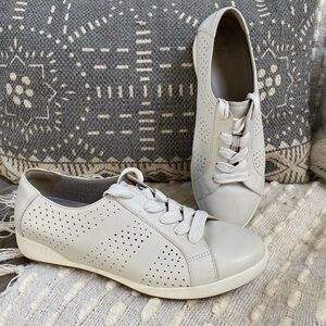 {Dansko} Orli Walking Shoe